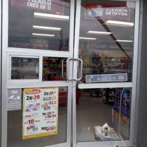 Puerta  Abatible naciónal 1750 cuprum